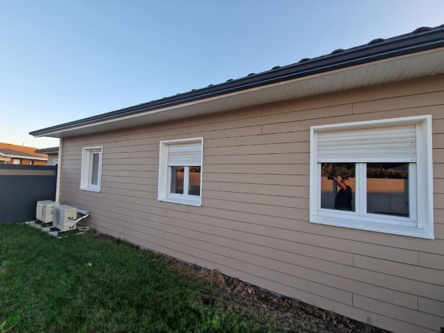 La Villa Des Pins Maison Standing 7 Pers Terre Et Mer Brach Exterior foto